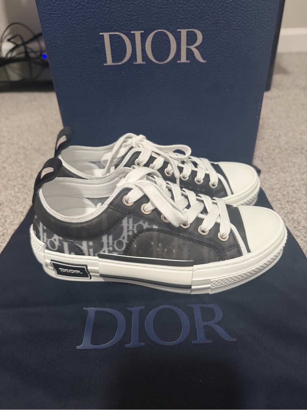 “Authentic” Dior B23 Black White Oblique Low Sneakers size35